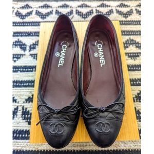 Chanel Lambskin Quilted Ballet Flats 38